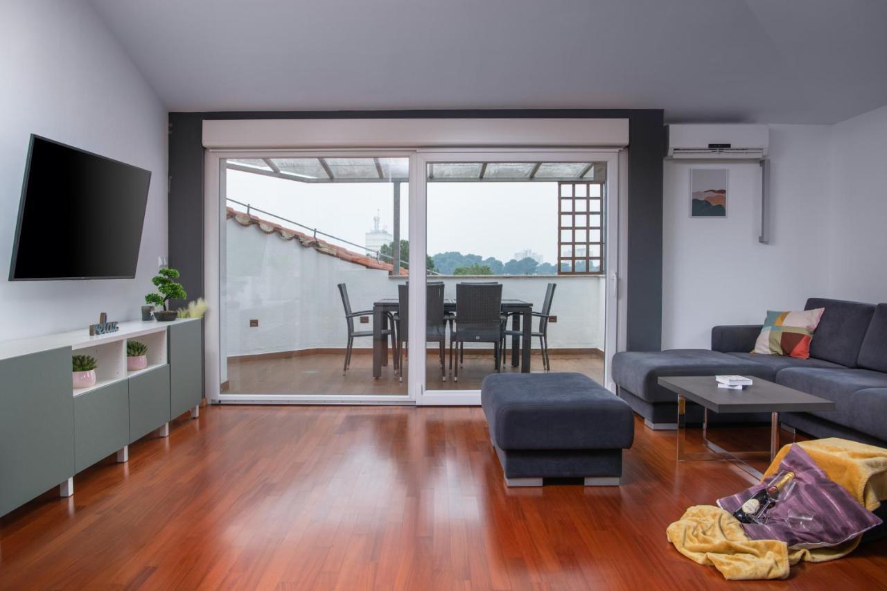 Apartment Rooftop 普拉 外观 照片